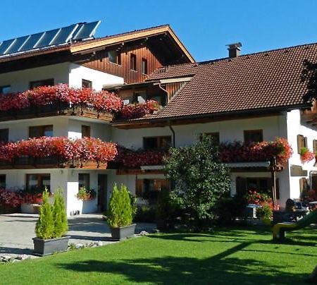 Apart & Pension Wassermann Inklusive Sommerbergbahnticket Tannheim Kültér fotó